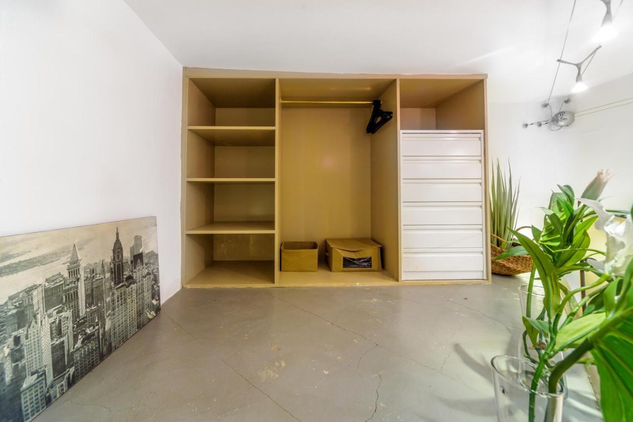 شقة Stylish Loft At Chueca'S Heart مدريد المظهر الخارجي الصورة