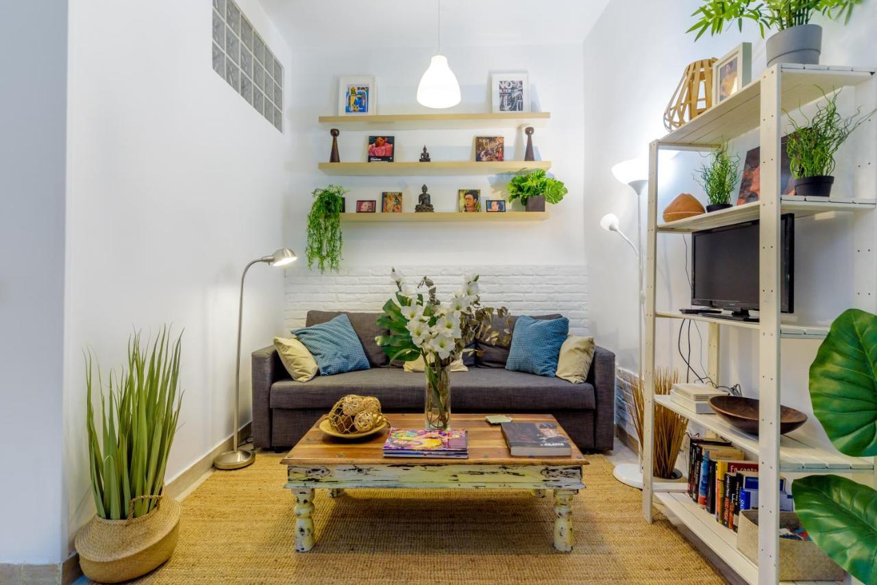 شقة Stylish Loft At Chueca'S Heart مدريد المظهر الخارجي الصورة