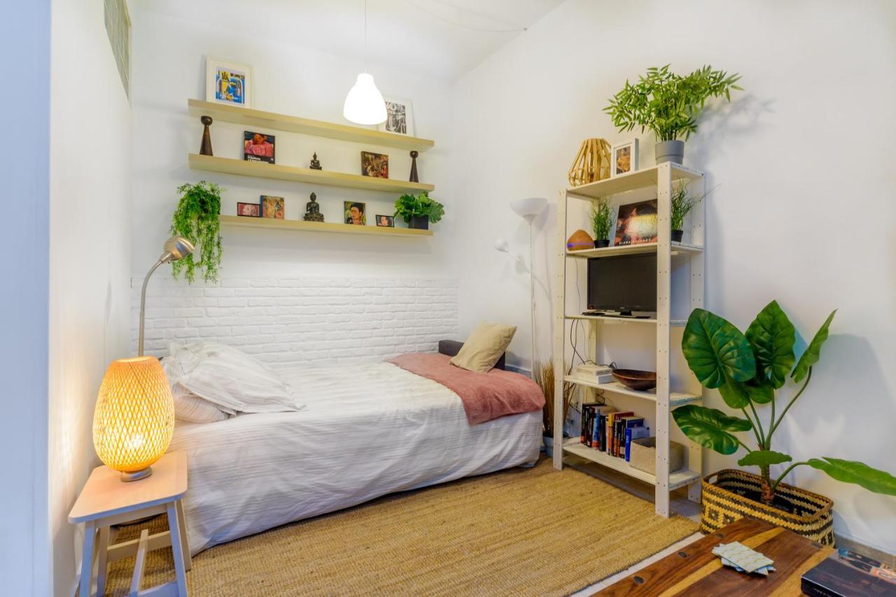 شقة Stylish Loft At Chueca'S Heart مدريد المظهر الخارجي الصورة