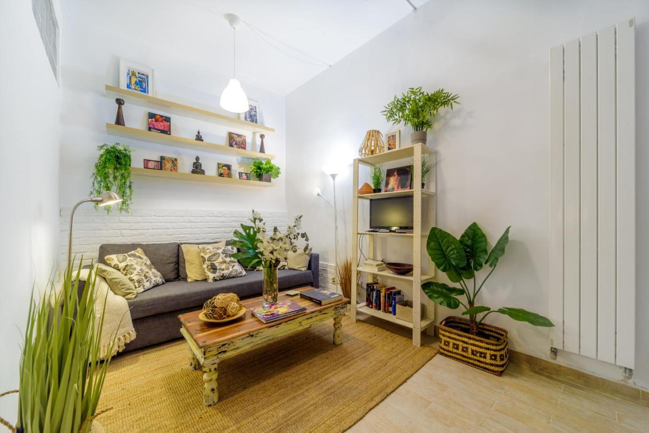شقة Stylish Loft At Chueca'S Heart مدريد المظهر الخارجي الصورة